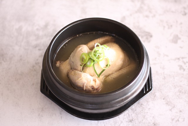 Suppe for sjælen: Sådan laver du den bedste hjemmelavede kyllingesuppe